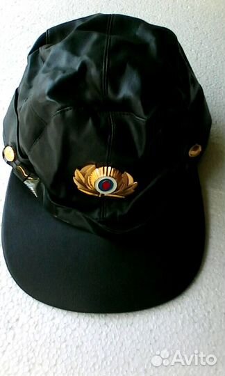 Кепки и пилотка