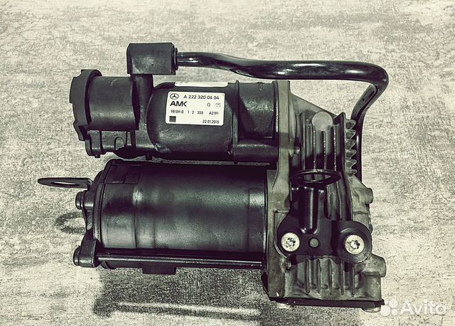 Компрессор пневмоподвески Mercedes W222