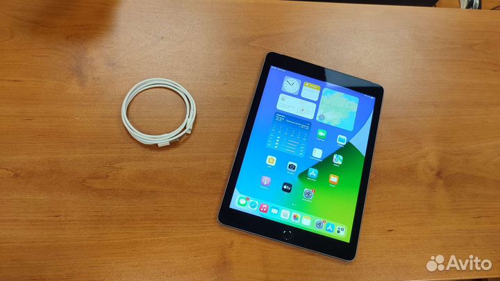 iPad Air 2 64gb с Сим-картой #190