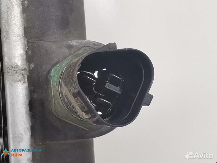 Радиатор (основной) Volkswagen Golf 4 2001