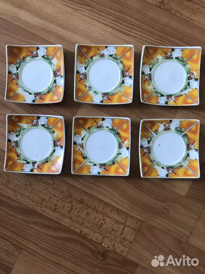 Блюдца от Сервиза
