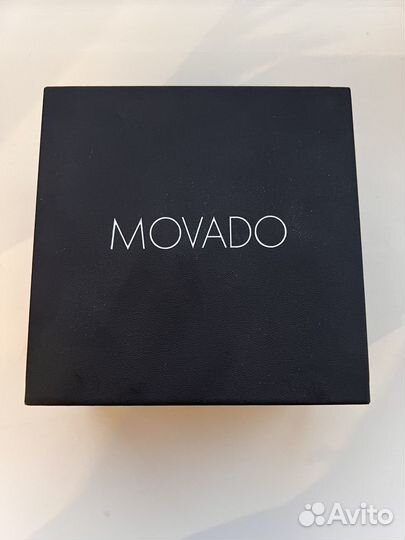 Продам часы movado