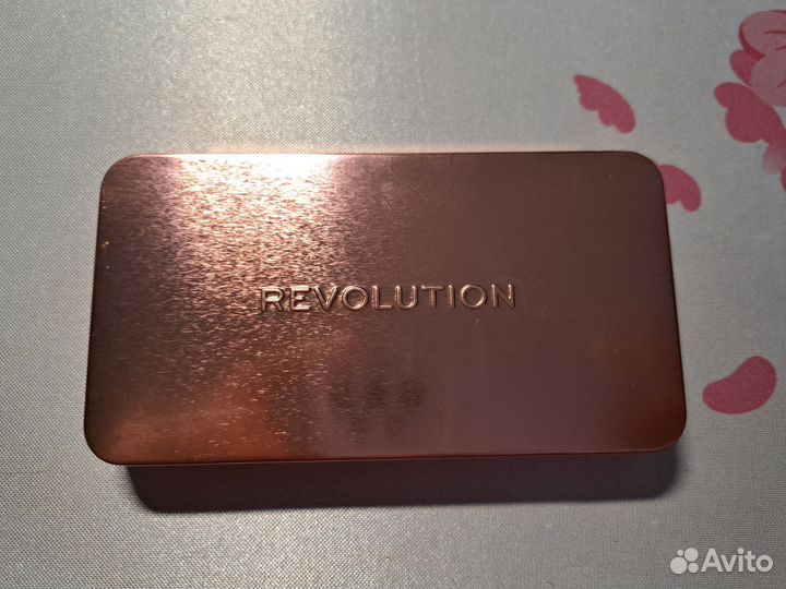 Палетка теней revolution forever dynamic eternal