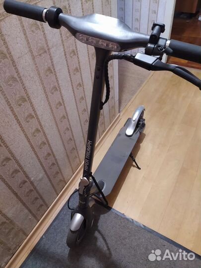 Электросамокат бу в хорошем состоянии гарантийный
