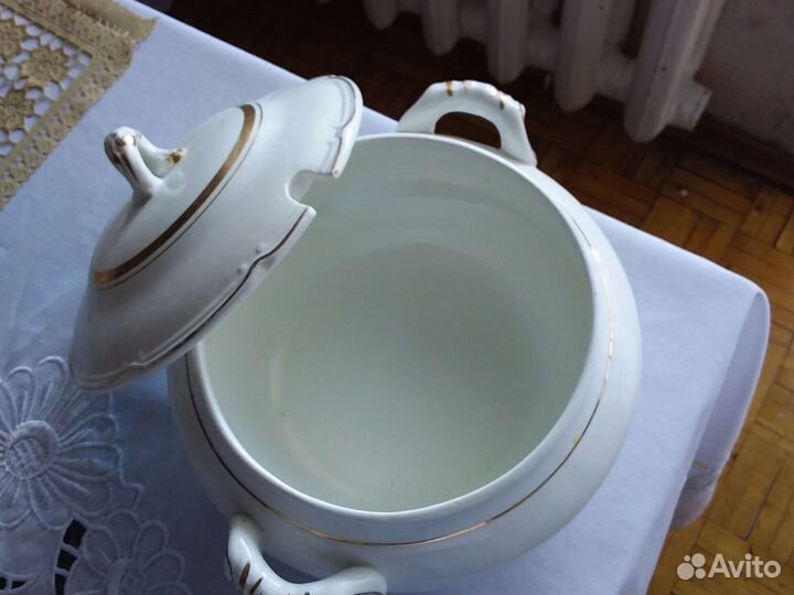 Фарфоровая супница СССР