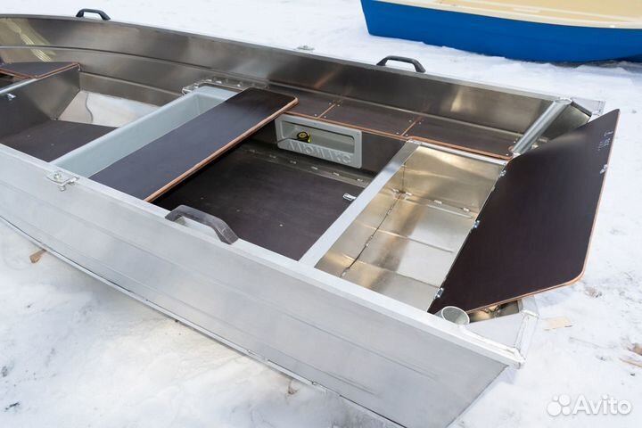 Металлическая лодка Виза Алюмакс - 355 про