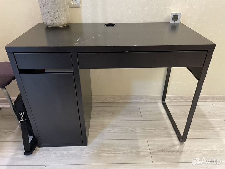 Письменный стол IKEA микке