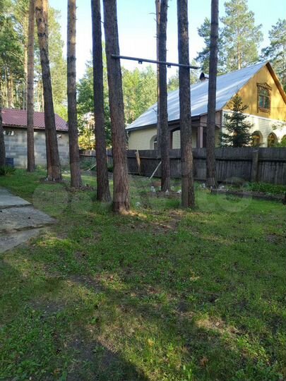 Коттедж 250 м² на участке 10 сот.