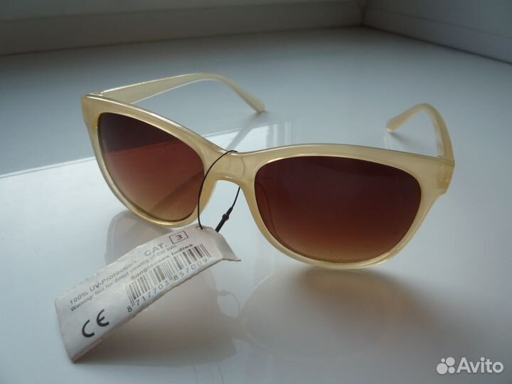 Солнцезащитные очки