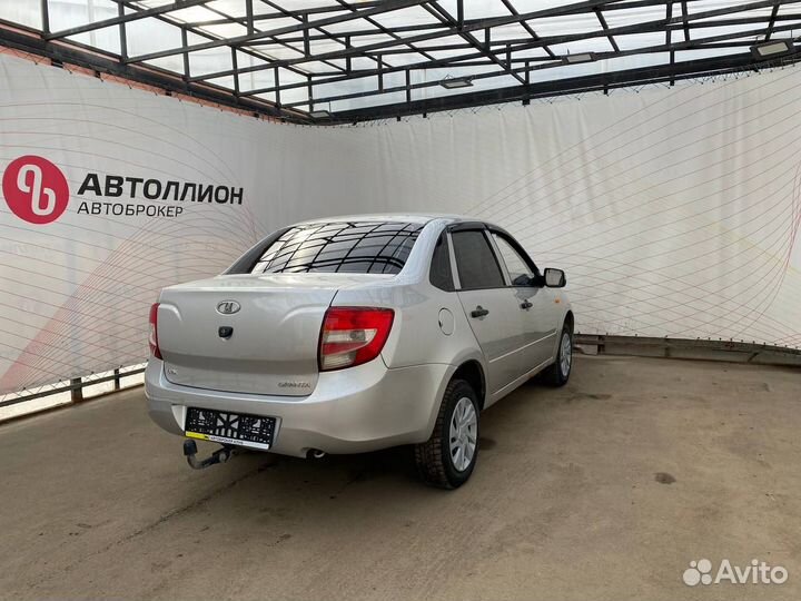 LADA Granta 1.6 МТ, 2012, 183 800 км