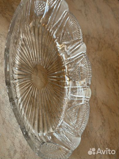 Большая хрустальная ваза для фруктов