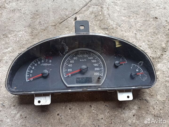 Панель приборов Lifan Breez