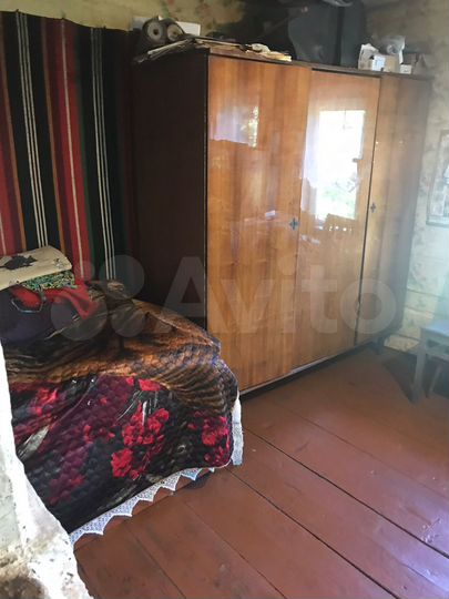 Дом 35,3 м² на участке 10,82 га