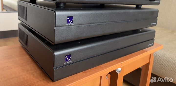 PS Audio Stellar m700