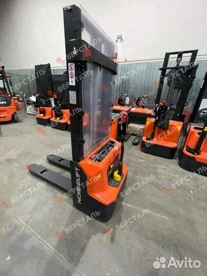 Штабелер самоходный 1,2 тонны 3,6м noblelift 100Ah