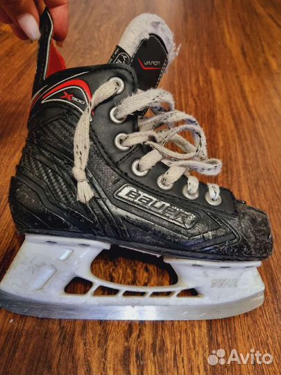 Хоккейные коньки bauer vapor