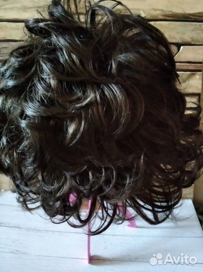 Парик женский