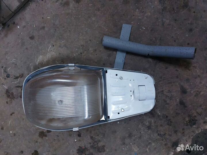 Фонарь уличный