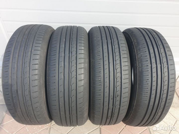 Yokohama BluEarth AE50 215/65 R17 99V