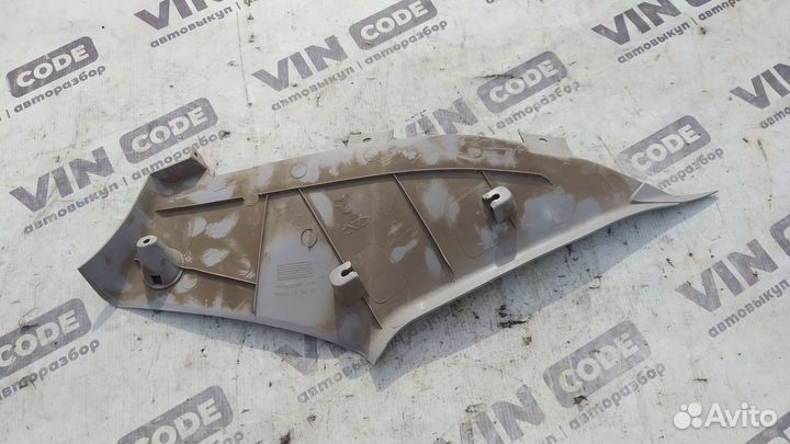 Обшивка задней стойки правая Chery M11