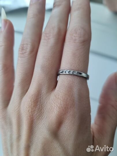 Серебряное кольцо с фианитами
