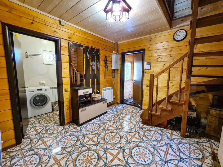 Дом 137 м² на участке 15 сот.