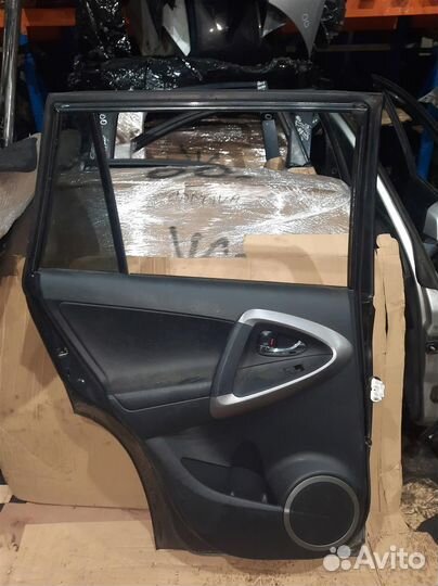Дверь задняя левая от Toyota RAV 4 2006-2013