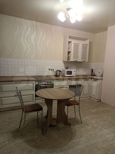 2-к. квартира, 67 м², 5/15 эт.