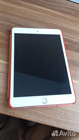 Планшет Apple iPad mini 3 64GB MGY92RU/A