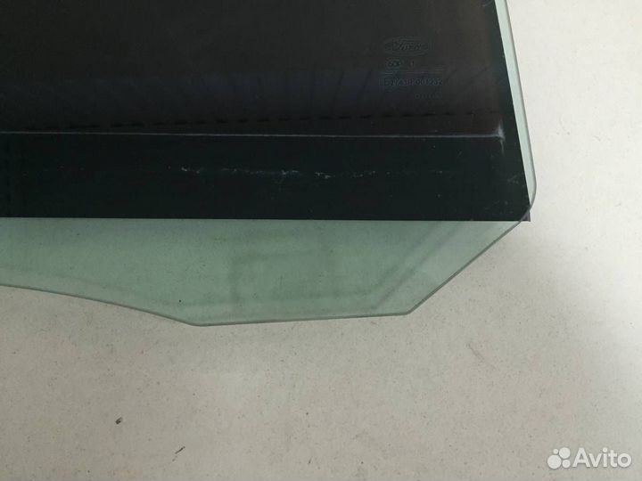 Стекло двери задней правой Ford Focus 2 DB 2008-2011