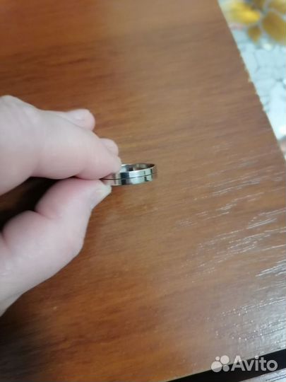 Серебряное кольцо