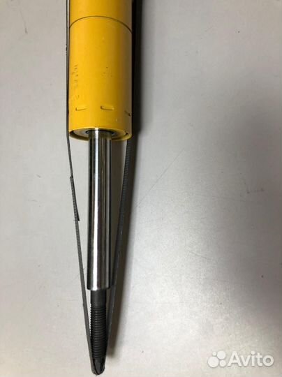 Амортизатор передний правый 300 C / 300 C Touring