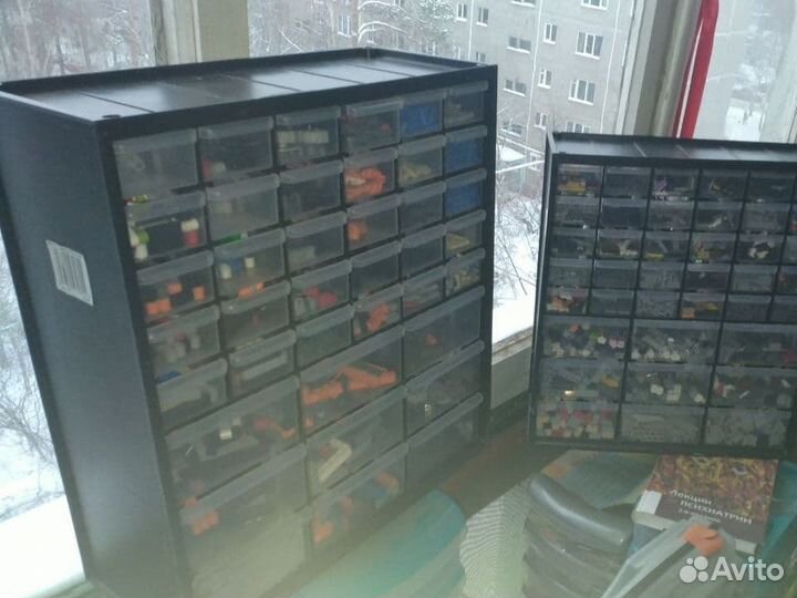 Lego Стеллаж для сортировки. Лего Шкаф с ячейками