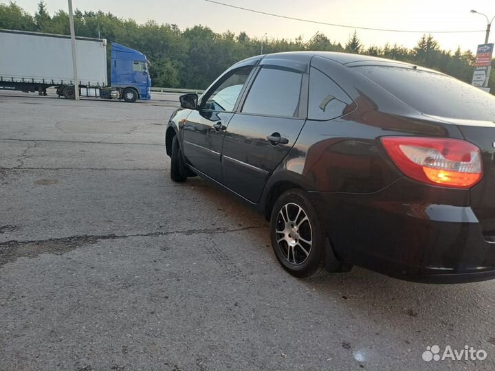 LADA Granta 1.6 МТ, 2014, 108 500 км