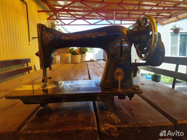 Швейная машинка пмз им калинина