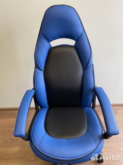 Офисное кресло от производителя