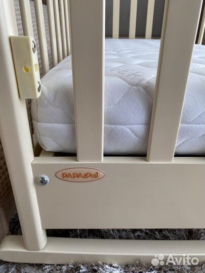 Детская кровать с матрасом