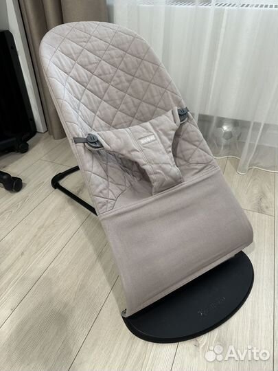 Шезлонг babybjorn новый