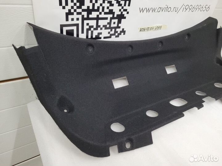 Обшивка крышки багажника Mercedes E W238