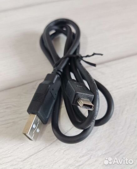 Кабель USB A-mini B