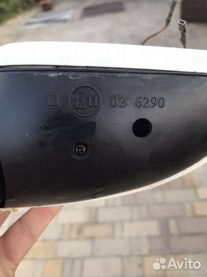 Зеркало правое golf 4 оригинал