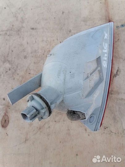 Фонарь в бампер левый Focus 2