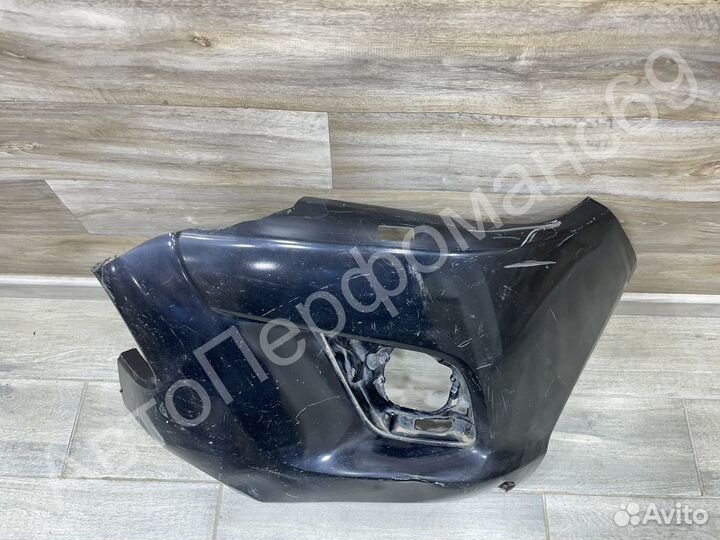 Бампер передний (донор) Toyota Hilux 8 (2015-2020)