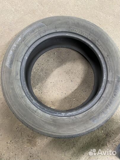 Yokohama BluEarth AE01 215/60 R16