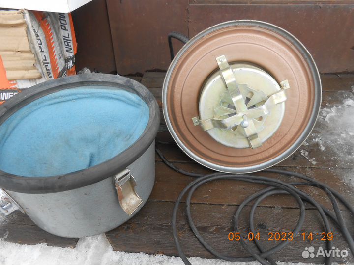 Пылесос Уралец 1965 год