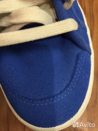 Спортивная обувь