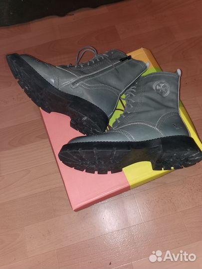 Ботинки утепленные женские