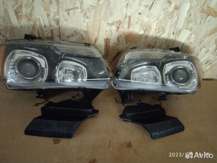 Фары ксенон для dodge charger LD