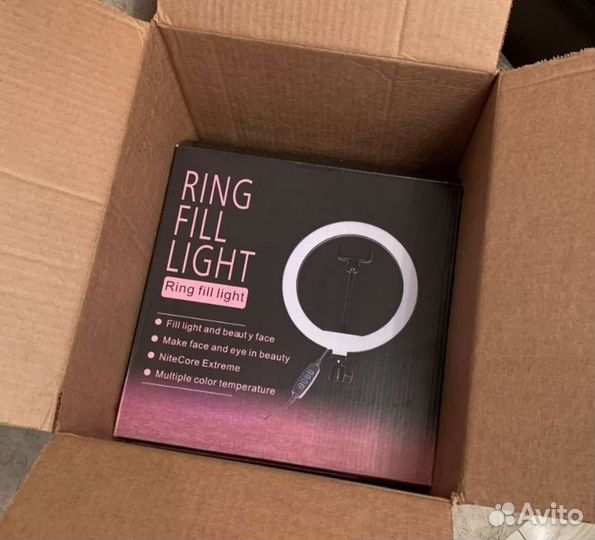 Кольцевая лампа 26 см со штативом новая