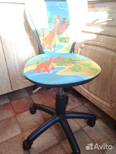 Детское компьютерное кресло бу